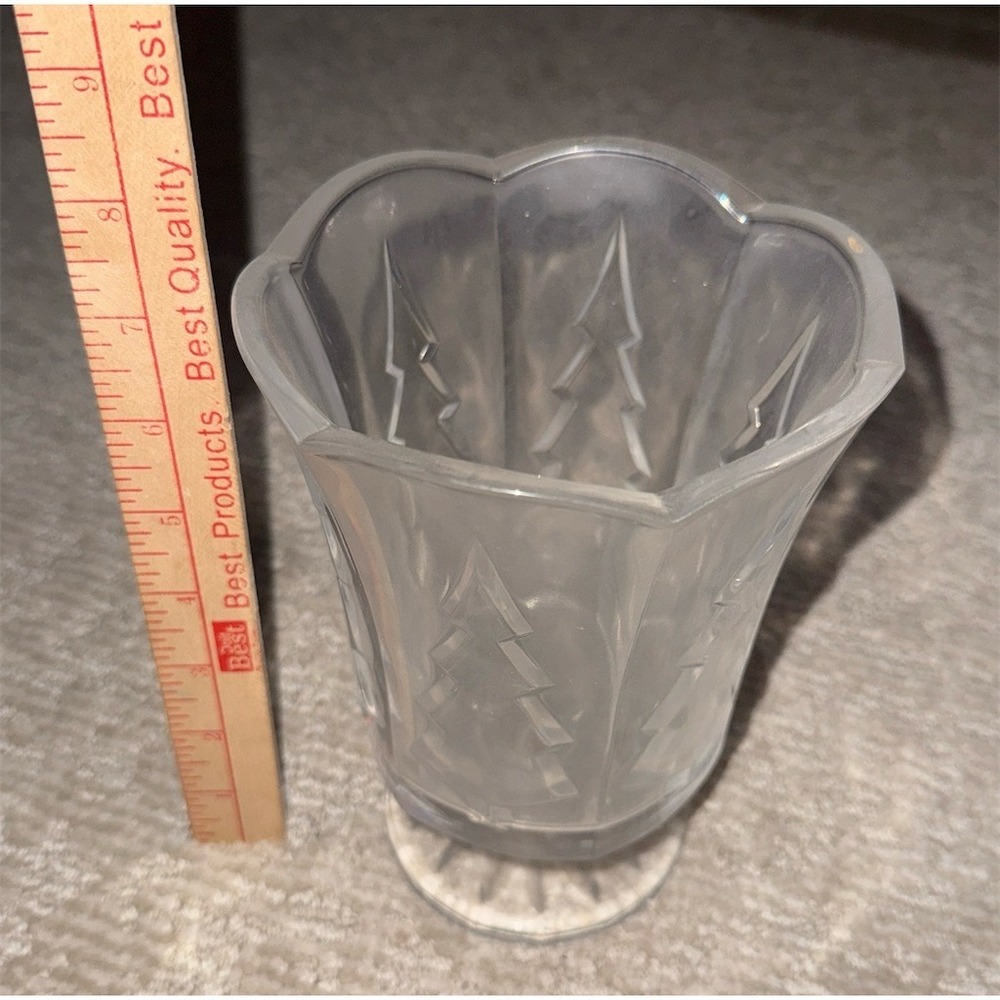 Pedestal Vase Scalloped‎ Rim Embossed Christmas Tree 6.5 in Tall pressed glass - Picture 5 of 6